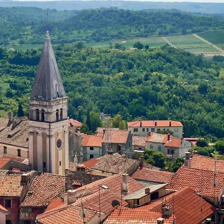 Beautiful Skarline With Outdoor Pool In Buje Villa Krasica (Istria)