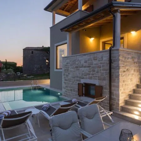 Villa Beautiful Skarline With Outdoor Pool In Buje *